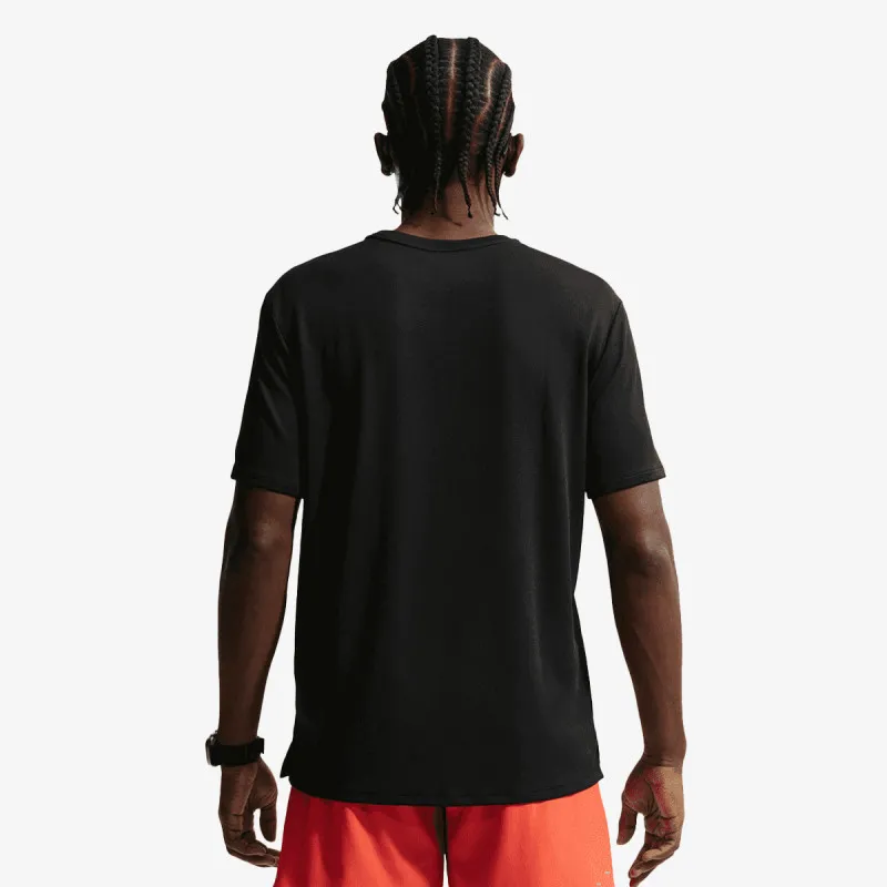 Nike Miler 