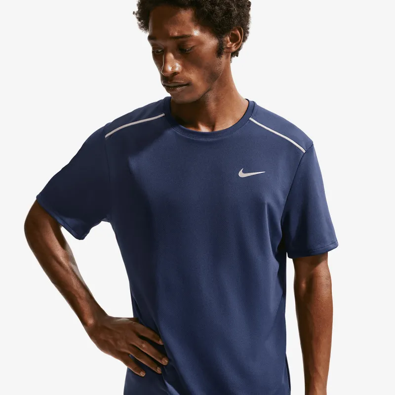 Nike Miler 