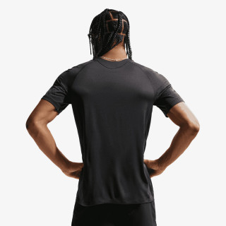 Nike M NK DFADV STRIDE NVLTY SS TOP 