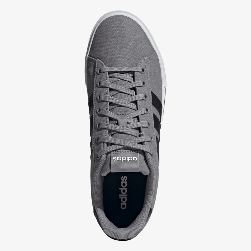 adidas DAILY 4.0 