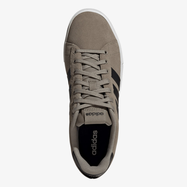 adidas DAILY 4.0 