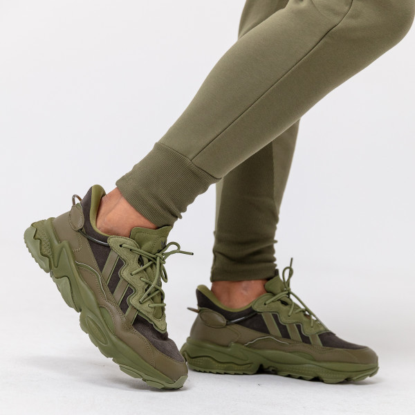 adidas OZWEEGO TR 