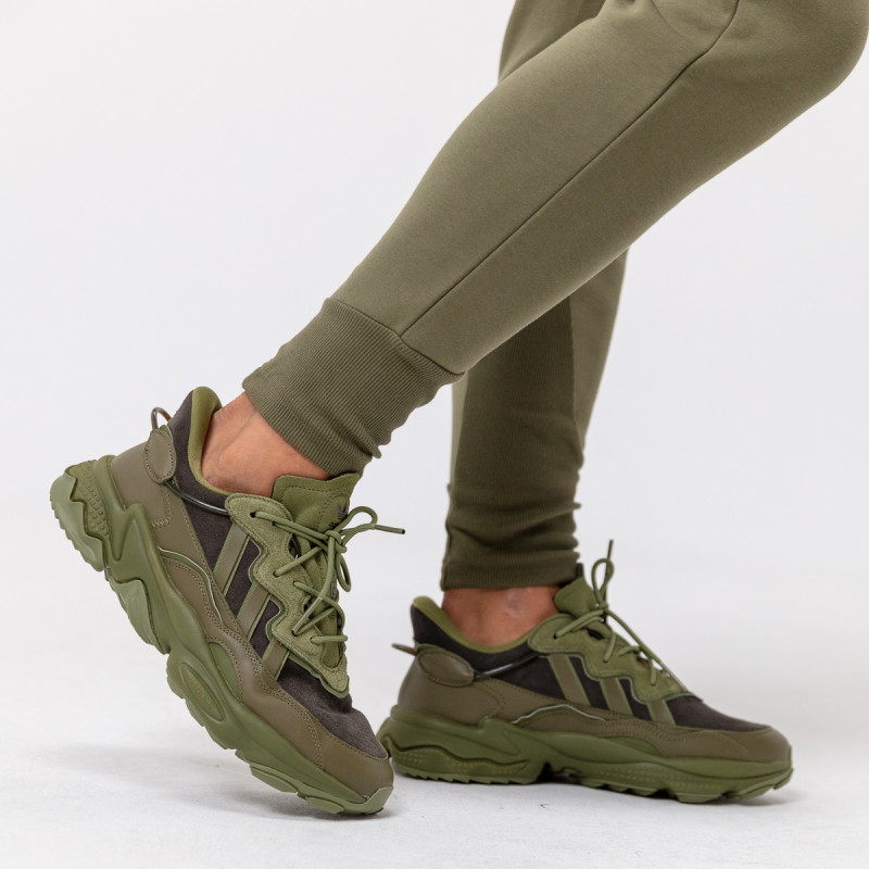 adidas OZWEEGO TR 