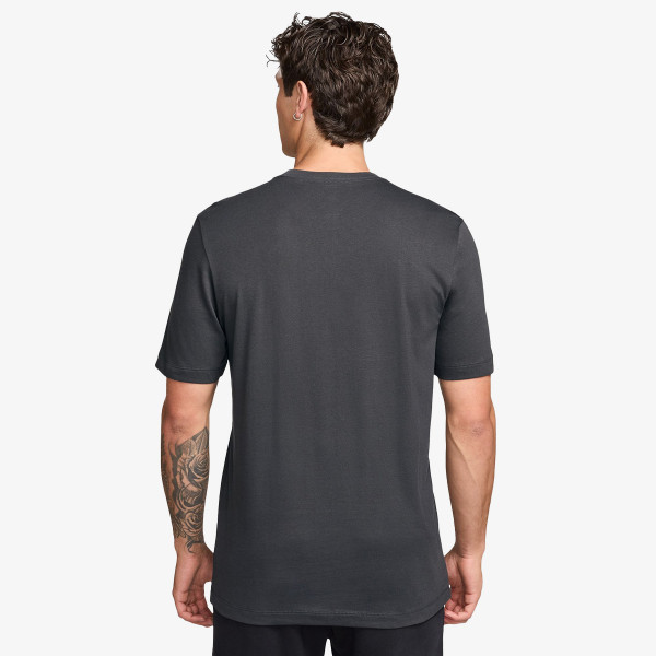 Nike Sportswear 