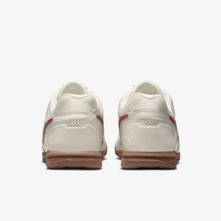 Nike Gato 