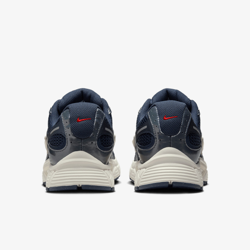 Nike NIKE V5 RNR 