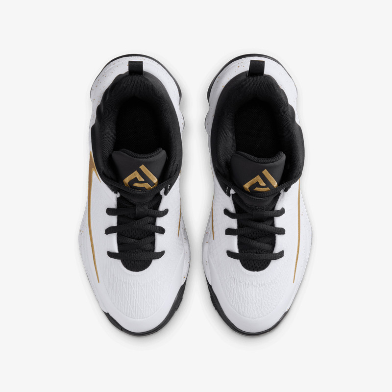 Nike Giannis Immortality 4 