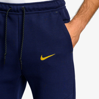 Nike FCB M NK TCH FLC JGGR 