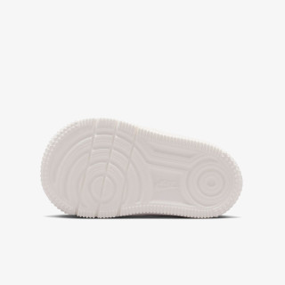 Nike FORCE 1 LOW EASYON LV8 1 BT 