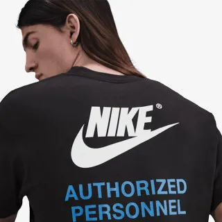 Nike Sportswear 