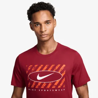 Nike Sportswear 