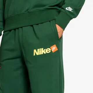 Nike Club 