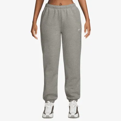 Nike Studio 