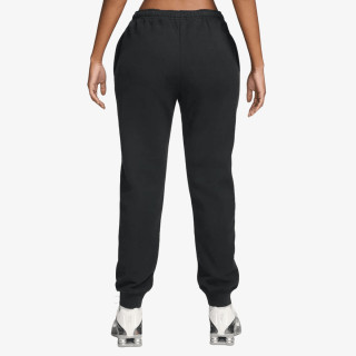 Nike Studio 