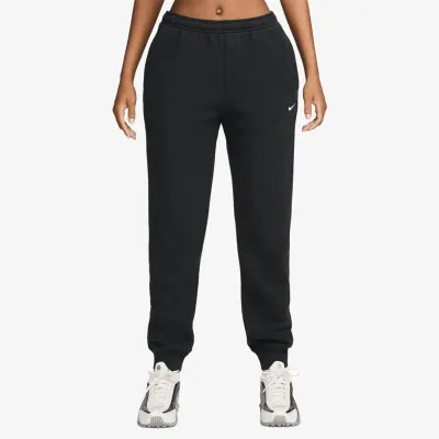 Nike Studio 