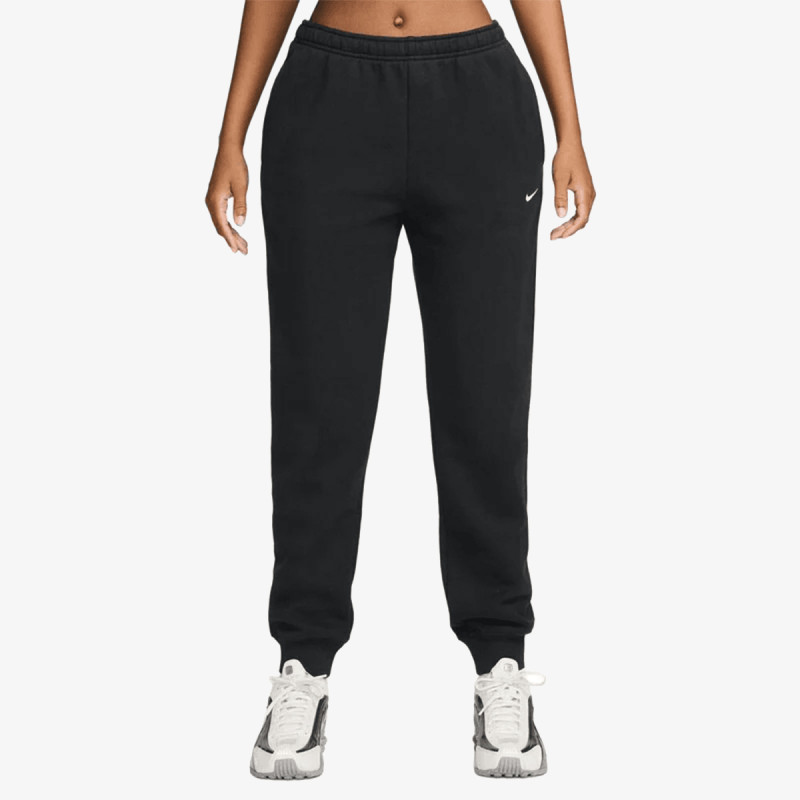 Nike Studio 