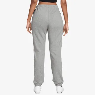 Nike Studio 