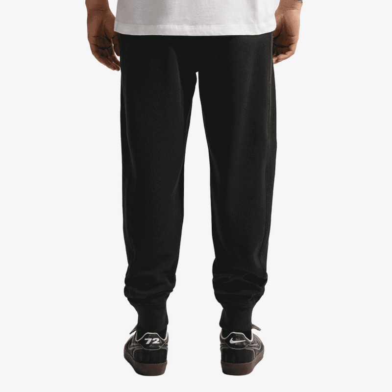 M NK CLUB VARSITY JOGGER 