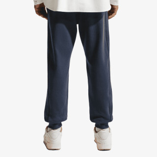 M NK CLUB VARSITY JOGGER 