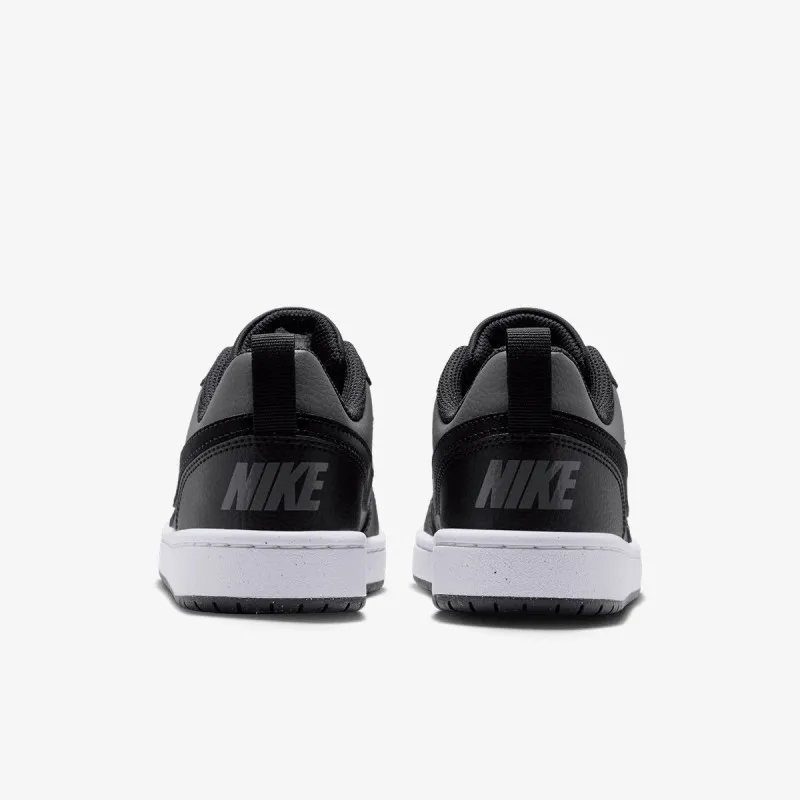 Nike Court Borough 