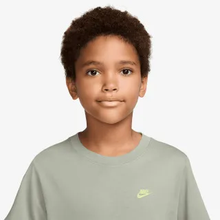 Nike Sportswear 