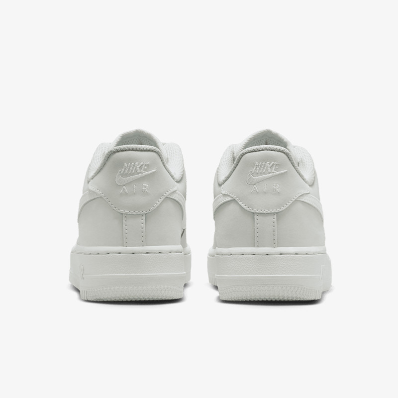Nike Air Force 1 LV8 