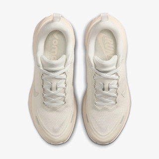 Nike Vomero Plus 