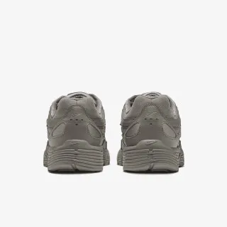 Nike P-6000 SE 