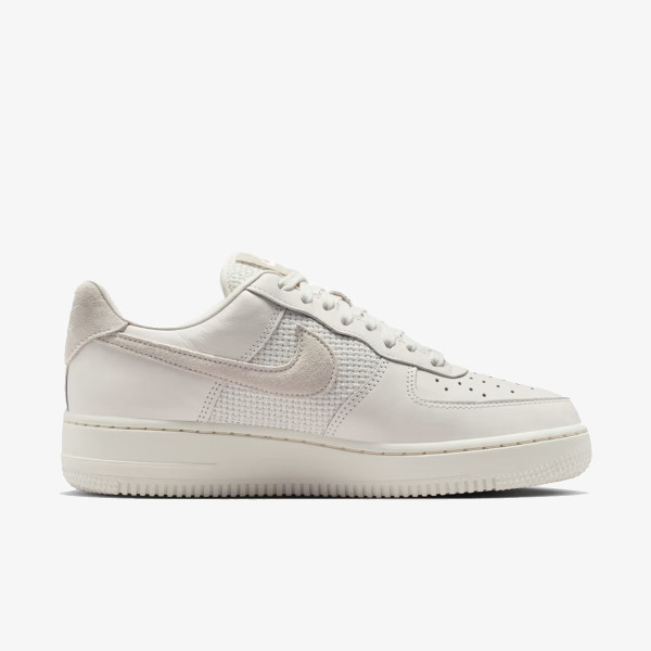 Nike Air Force 1 '07 