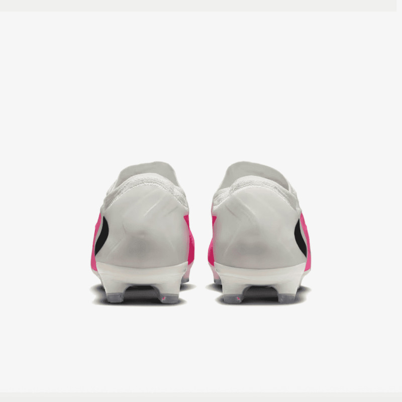 Nike Phantom 6 