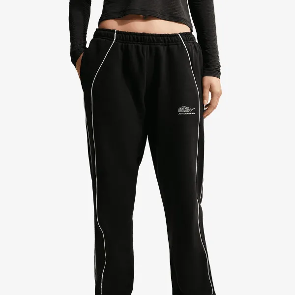 Nike Studio 