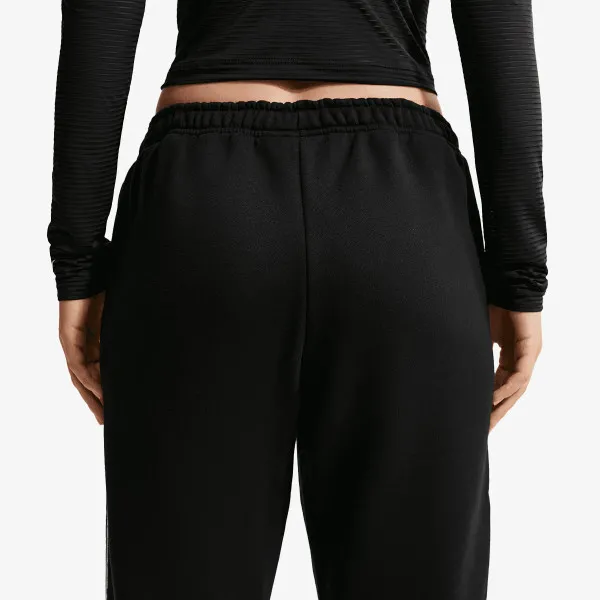 Nike Studio 