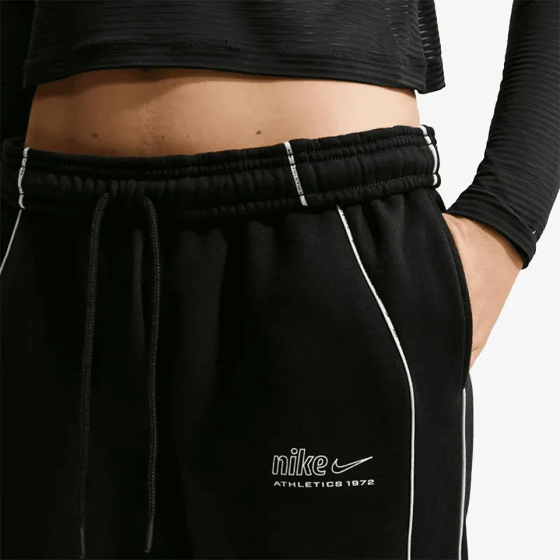 Nike Studio 