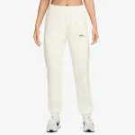 Nike Studio 