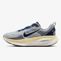 Nike Vomero 18 
