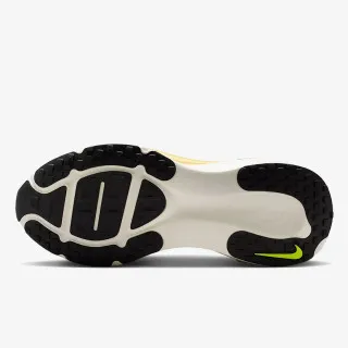 Nike Vomero 18 