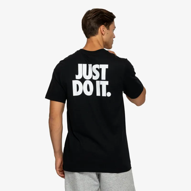 Nike Sportswear 