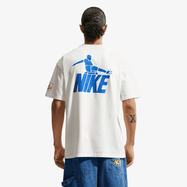 Nike Sportswear 