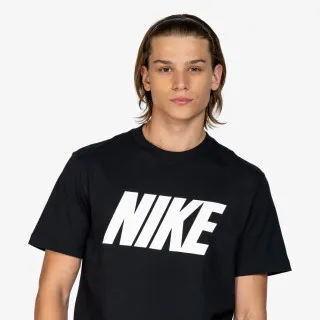 Nike Sportswear Club 