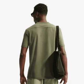 Nike Sportswear Club 