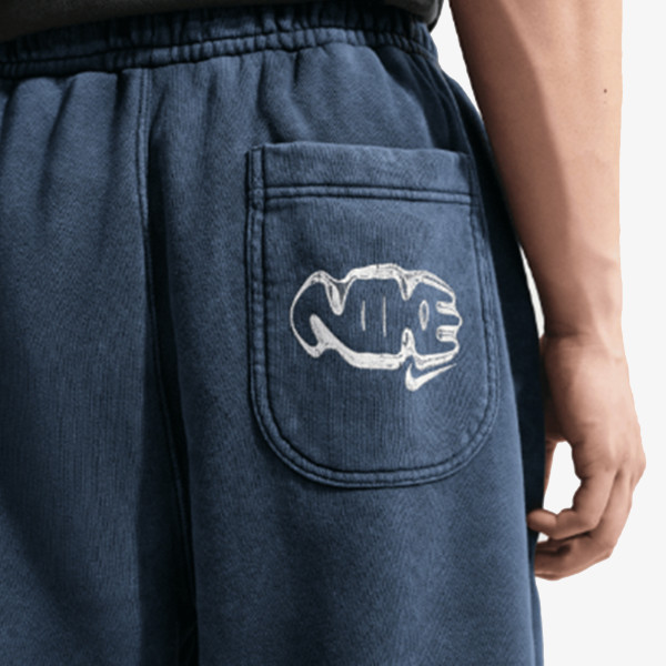 Nike Sportswear Graphic 