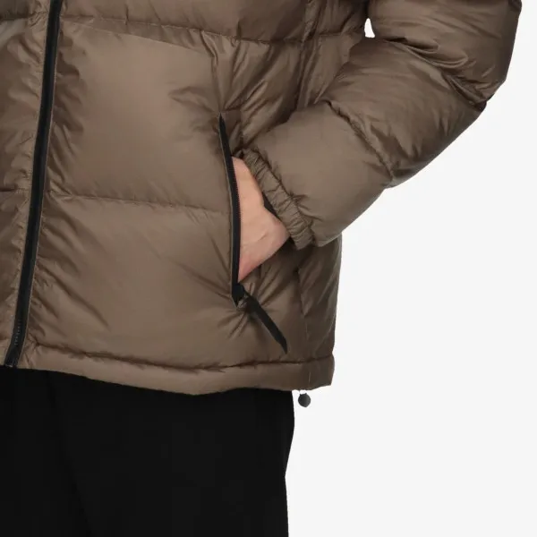 MONT AD 