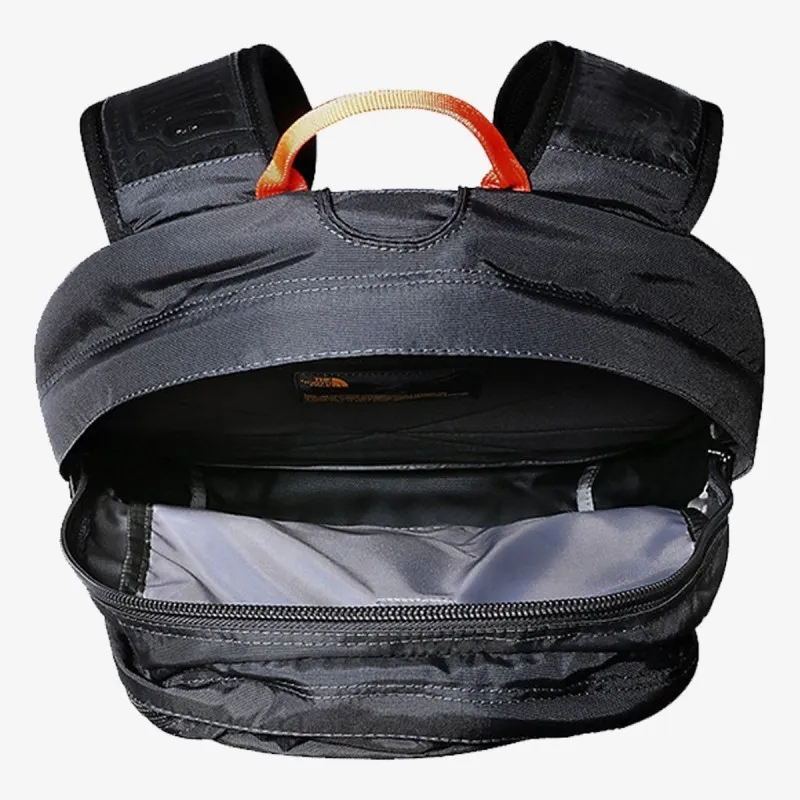 THE NORTH FACE Borealis Classic 