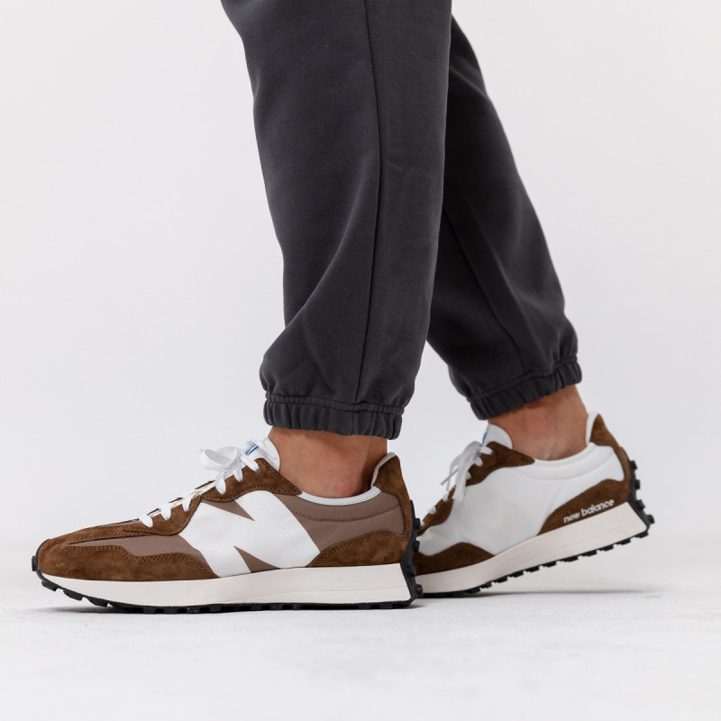 New Balance 327 