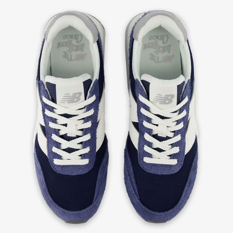 New Balance 370 