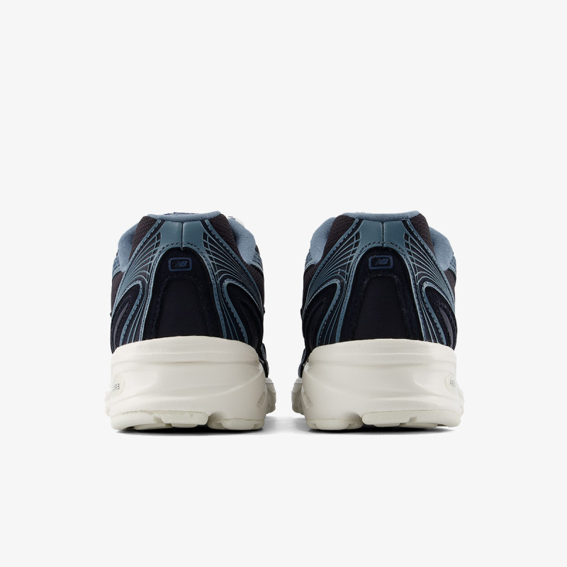 New Balance 740 