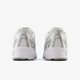 New Balance 740 