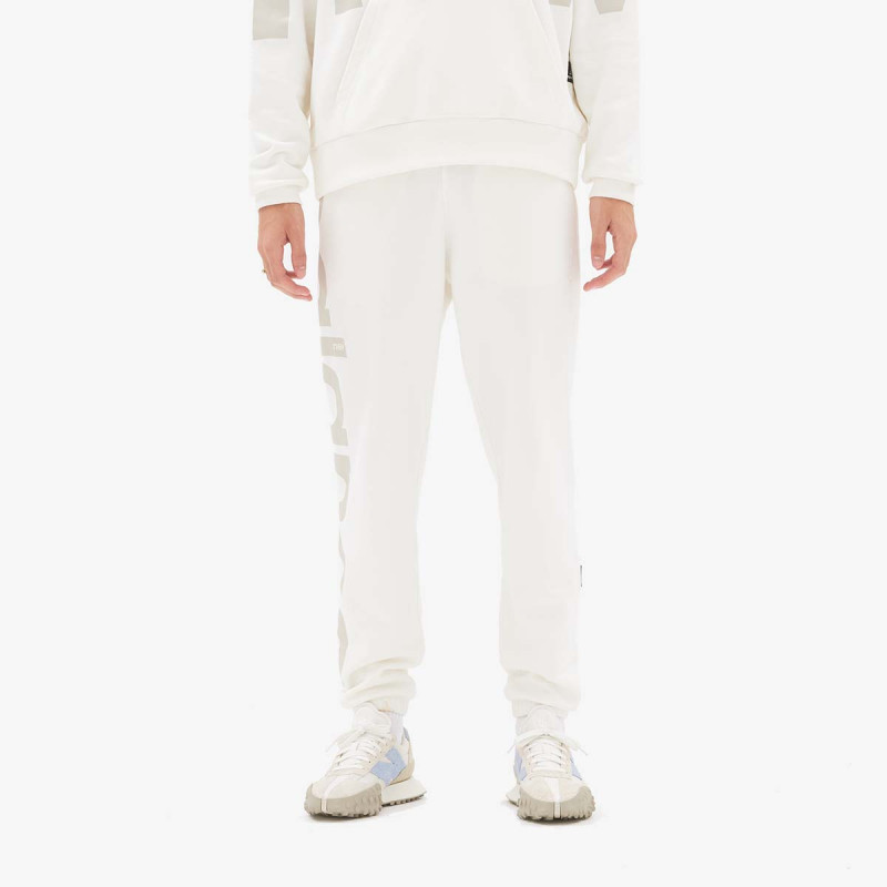 New Balance Athletics Out of Bounds 