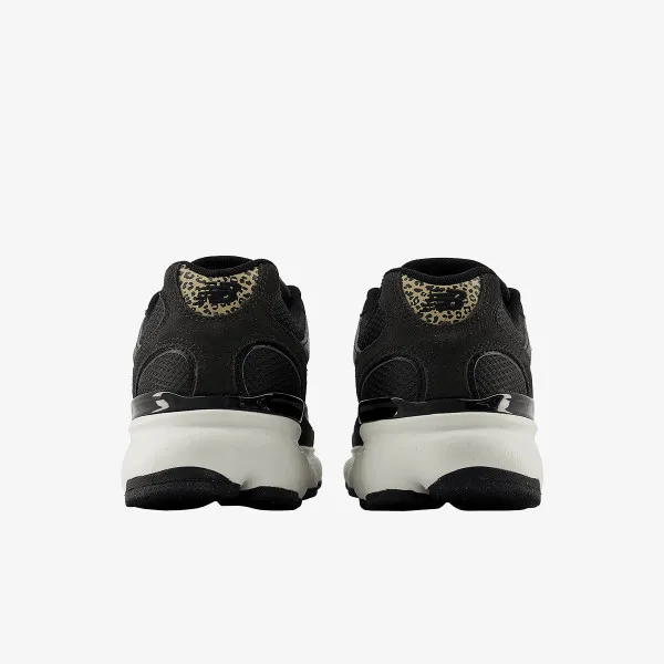 New Balance 603 