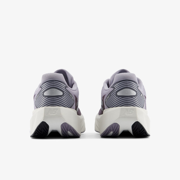 New Balance FCX 